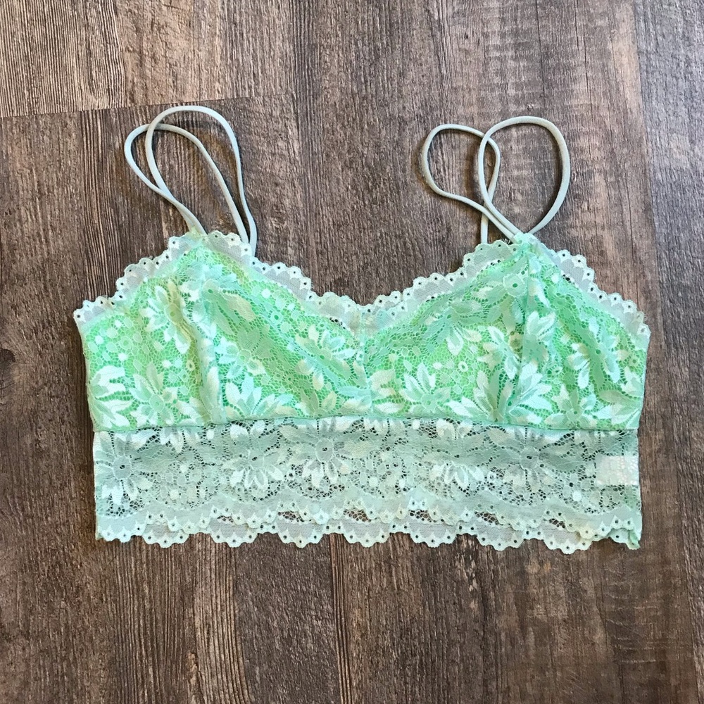 NWOT-SZ Medium Bralette
